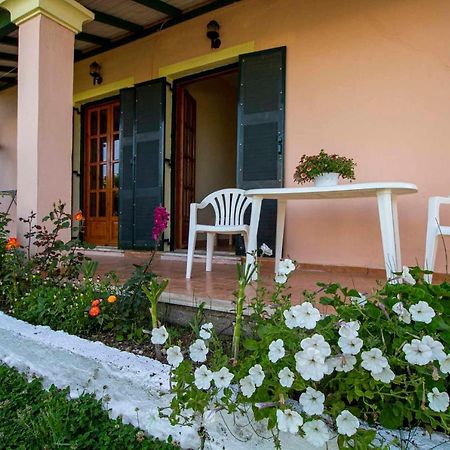 Tzoras‌ ‌Apartments‌ ‌Roda‌ ‌Corfu‌ Litheres Екстериор снимка