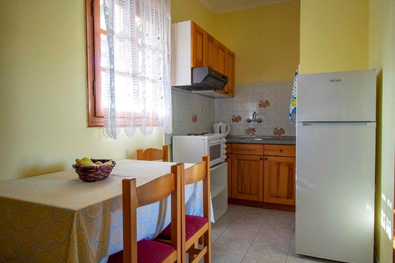 Tzoras‌ ‌Apartments‌ ‌Roda‌ ‌Corfu‌ Litheres Екстериор снимка