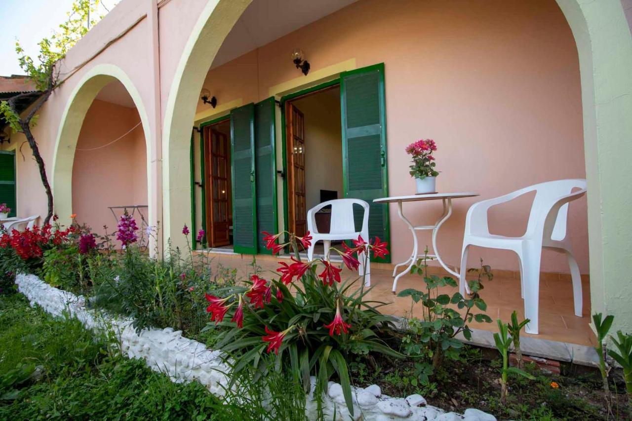 Tzoras‌ ‌Apartments‌ ‌Roda‌ ‌Corfu‌ Litheres Екстериор снимка