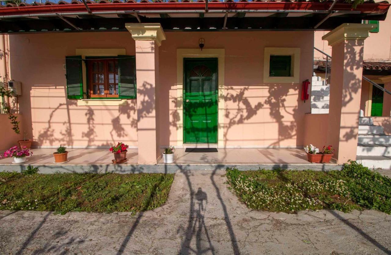 Tzoras‌ ‌Apartments‌ ‌Roda‌ ‌Corfu‌ Litheres Екстериор снимка