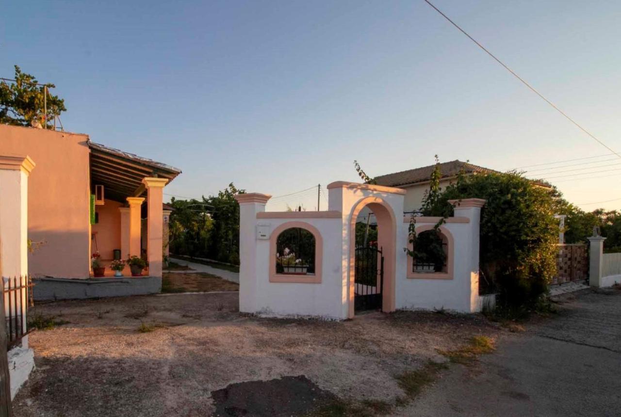 Tzoras‌ ‌Apartments‌ ‌Roda‌ ‌Corfu‌ Litheres Екстериор снимка