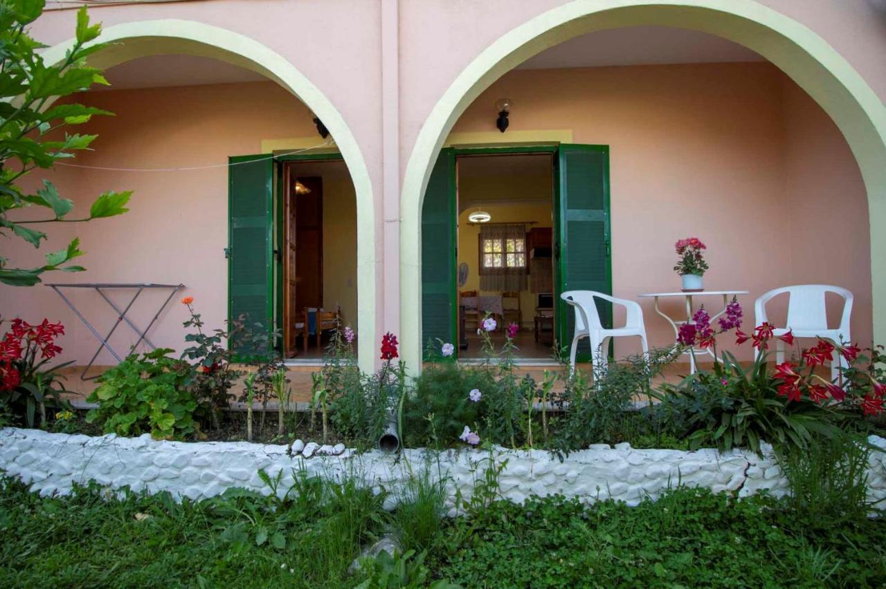Tzoras‌ ‌Apartments‌ ‌Roda‌ ‌Corfu‌ Litheres Екстериор снимка