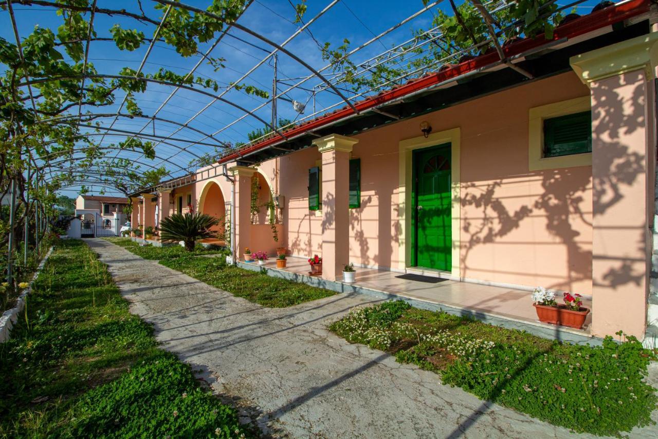 Tzoras‌ ‌Apartments‌ ‌Roda‌ ‌Corfu‌ Litheres Екстериор снимка